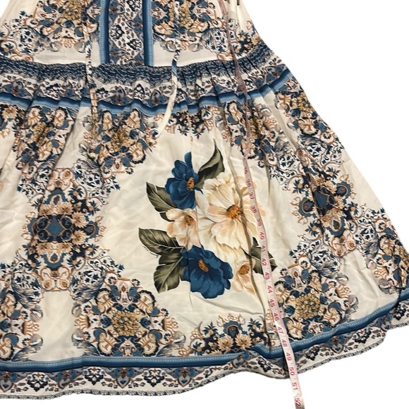 NWT Farm Rio Blue and White floral short sleeve v neck maxi dress sz M - Picture 8 of 11